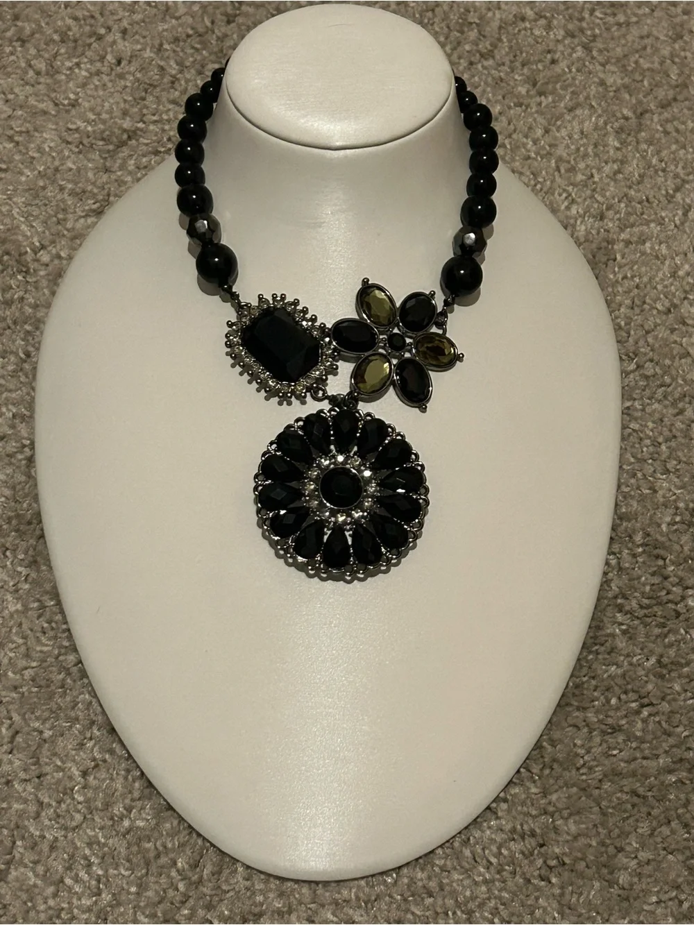 Premier Designs Vintage Black Statement Flower Pendant, Necklace and bracelet